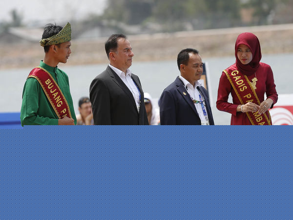 مدال نقره قایقرانی