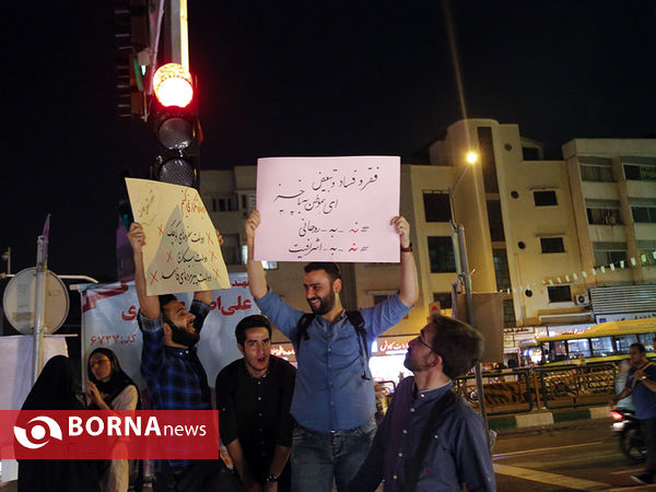 تبلیغات خیابانی نامزدهای ریاست جمهوری توسط هوادارانشان