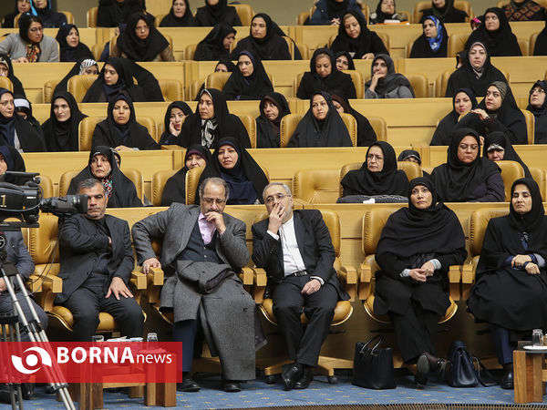 نشست زنان ایرانی بمناسبت ولادت حضرت فاطمه زهرا ( س )
