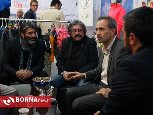 بازدید رییس فدراسیون اسکی از غرفه گردشگری ورزشی در نمایشگاه بین المللی