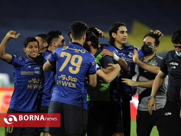 دیدار تیم های فوتبال استقلال- گل گهر سیرجان