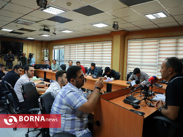نشست خبری مربیان تیم های پرسپولیس و نساجی