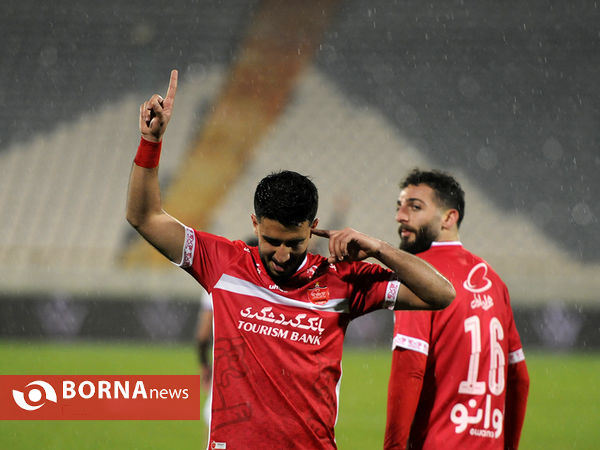 دیدار تیم های فوتبال پرسپولیس - ویستا توربین