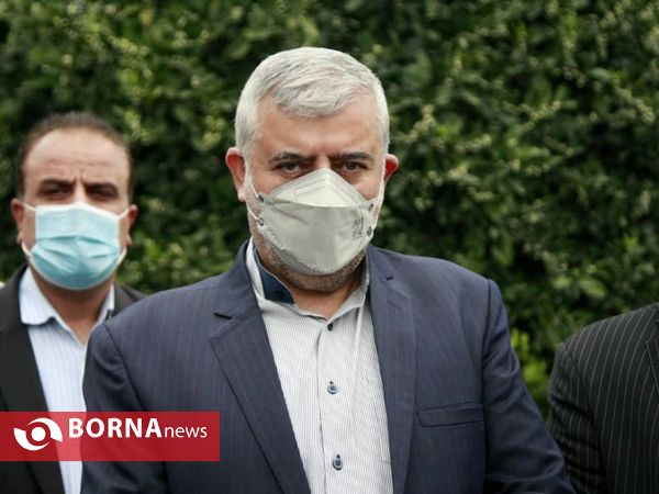 برداشت نخستین برگ چای در سال ۱۴۰۰