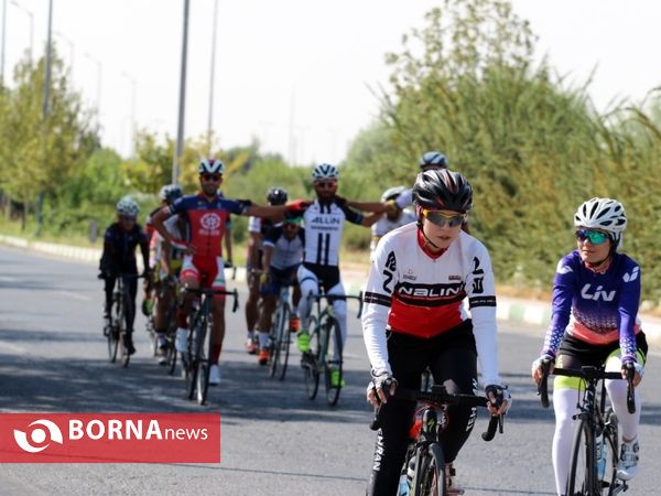 یک روز با دچرخه سواران تهران