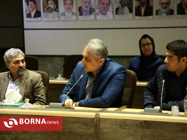 نشست دبیران سازمان های مردم نهاد با استاندار قم