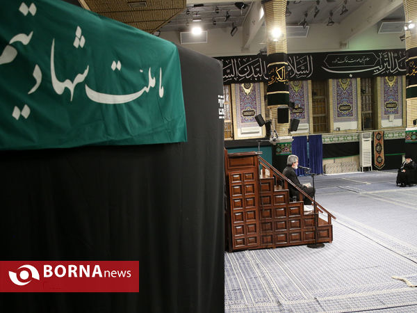 مراسم عزاداری شب هشتم محرم با حضور رهبر انقلاب