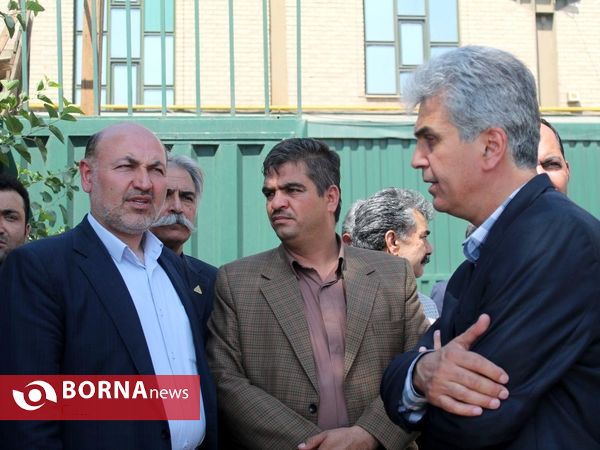 بازدید فرماندار قدس از کارخانه مهیار سنگ شکن و صنایع تکمیلی