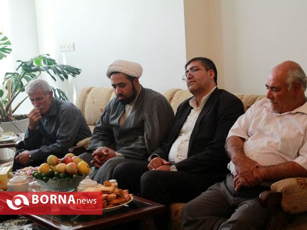 دیدار مسئولان با خانواده معظم شهدا