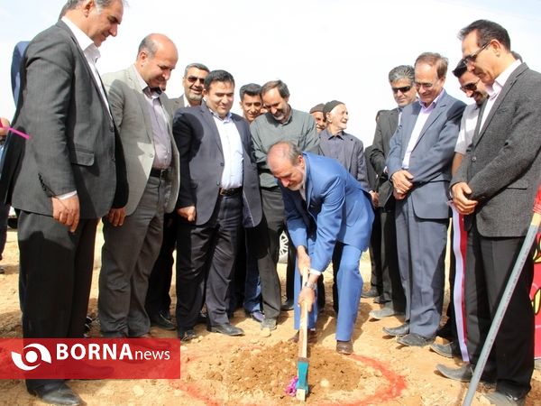 کلنگ زنی کمپ رهبران جوان جهان اسلام-سپیدان
