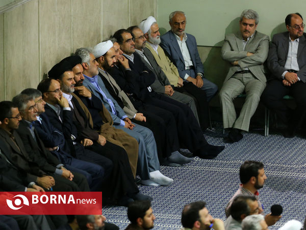 دیدار رهبر معظم انقلاب با جمعی از دانشجویان