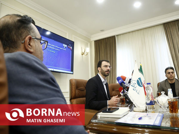 نشست خبری مدیر عامل منطقه آزاد کیش