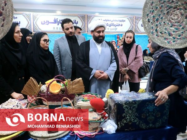نمایشگاه عرضه توانمندی‌های توانخواهان و مددجویان اروند