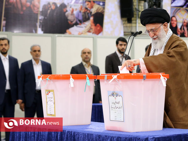 شرکت رهبر انقلاب در انتخابات ریاست جمهوری و شورای شهر