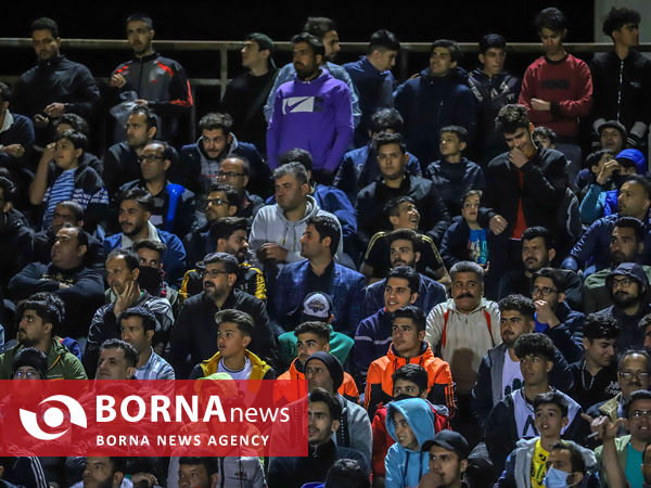 در حاشیه دیدار تیم های فوتبال آلومینیوم - استقلال