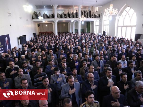 تصاویر  مراسم بزرگداشت یادو خاطره آیت اله هاشمی رفسنجانی با حضور آیت اله دری نجف آبادی در حوزه کمالیه خرم آباد چهارشنبه 22 دی ماه ۱۳۹۵ عکاس : امین آزادبخت