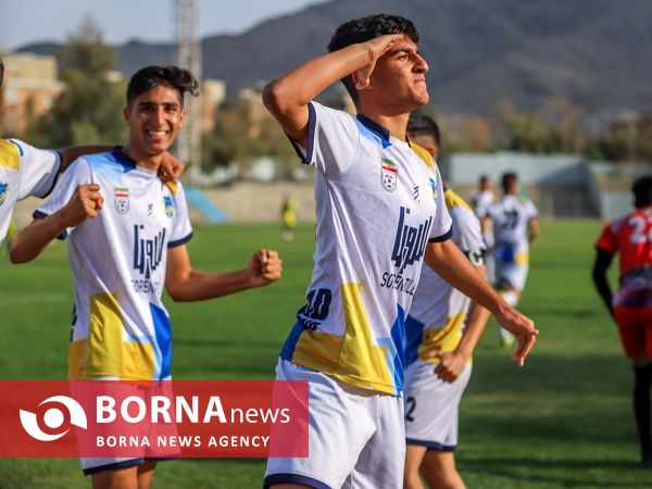 دیدار تیم های فوتبال بامداد  اراک- بصیر اهواز