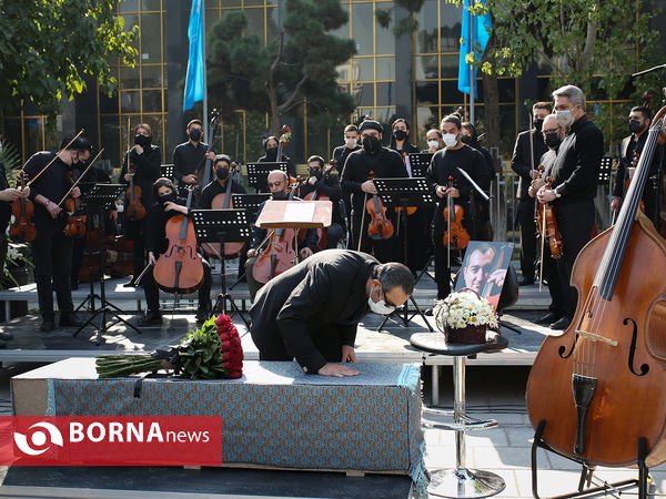 مراسم وداع با پورنگ پورشیرازی
