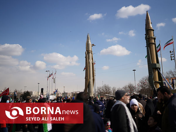 راهپیمایی ۲۲ بهمن - میدان آزادی تهران