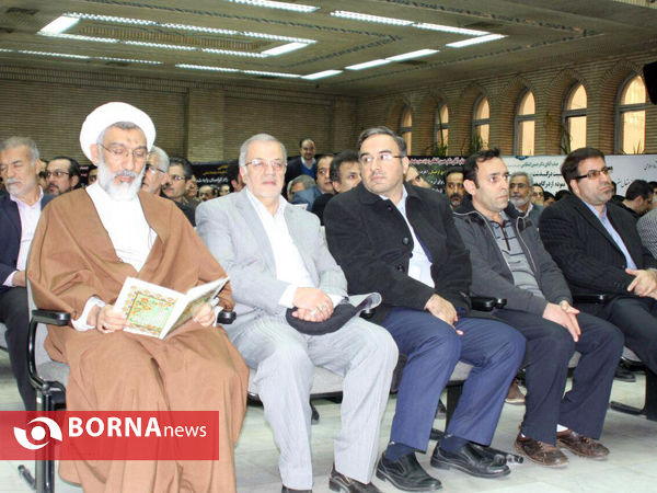 مراسم ختم برادر دکتر انتظامی در مسجد نور