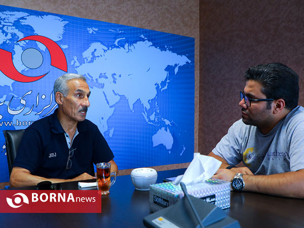 حضور " حسین مسگر ساروی "  مربی پیشکسوت فوتبال در خبرگزاری برنا