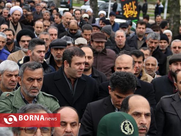 راهپیمایی مردم لاهیجان در حمایت از سپاه و شهدای سانحه هواپیما
