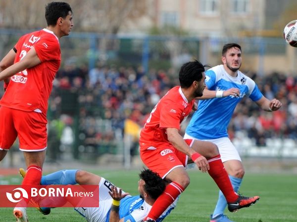 دیدار تیم پیکان- پرسپولیس