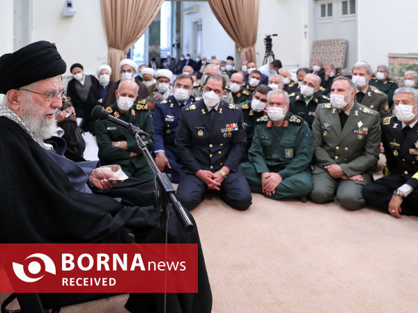 دیدار فرماندهان و مسئولان ارشد نیروهای مسلح با رهبر انقلاب