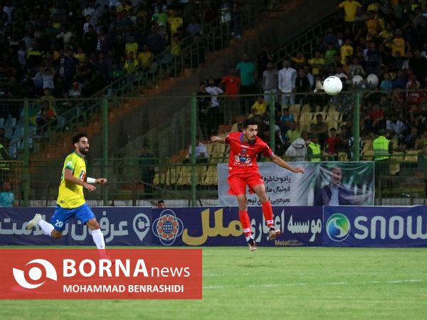 دیدار تیم های فوتبال صنعت نفت - نساجی