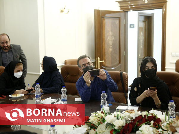 نشست خبری مدیر عامل منطقه آزاد کیش