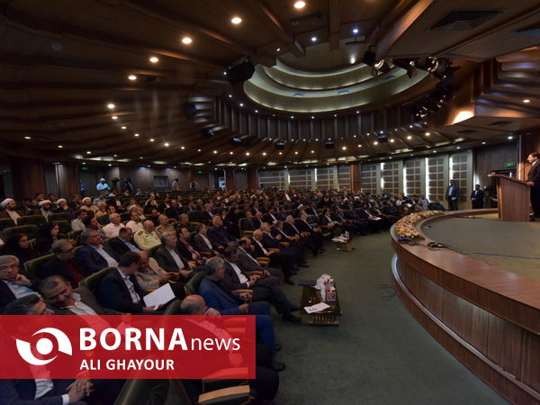 دیدار فعالان اقتصادی و نخبگان استان آذربایجان غربی با معاون اول رئیس جمهور