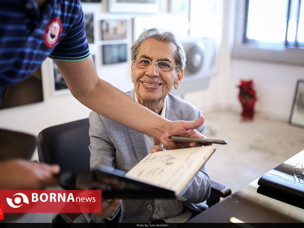 کامبیز درمبخش