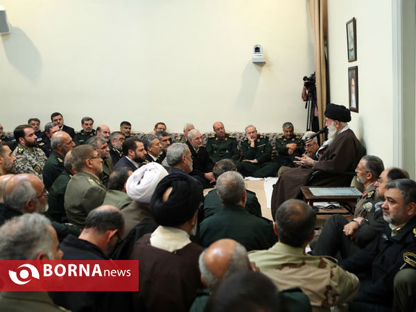 دیدار نوروزی فرماندهان ارشد نیروهای مسلح با رهبر انقلاب