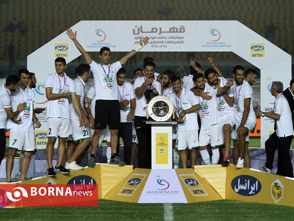بازی ذوب اهن استقلال تهران در جام حدفی