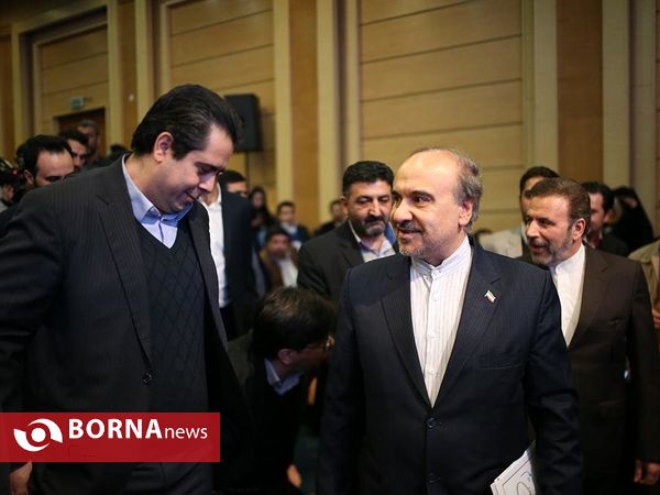 هم اندیشی صمیمانه جوانان با دولت