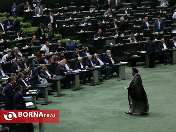 دومین روز بررسی وزرای پیشنهادی در صحن مجلس-1