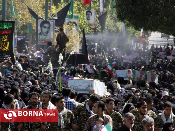 مراسم تشیع پیکر شهدای گمنام در همدان
