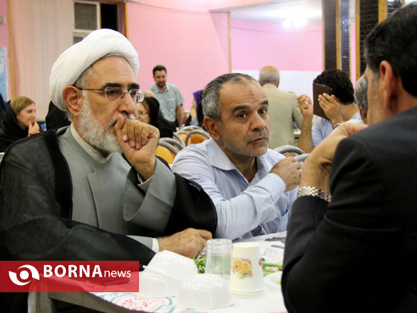 ضیافت افطار سازمان دانشجویی و جوانان حزب اسلامی کار