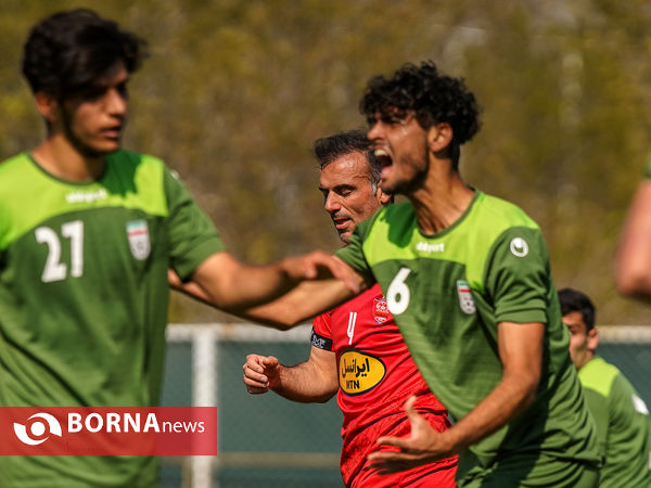 دیدار تیم ملی فوتبال امید ایران - پرسپولیس