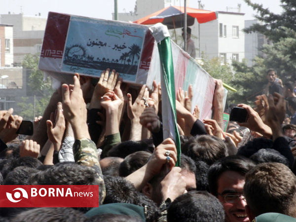 مراسم تشیع پیکر شهدای گمنام در همدان