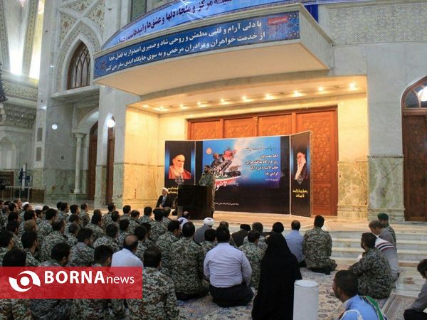 تجدید میثاق استاندار تهران و مدیران استانی با امام راحل(ره) در هفته دولت