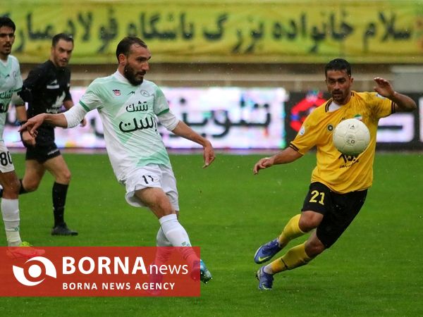 دیدار تیم های ذوب آهن - سپاهان 