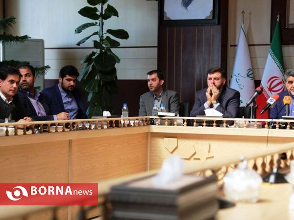 نشست صميمانه استاندار تهران با اصحاب رسانه