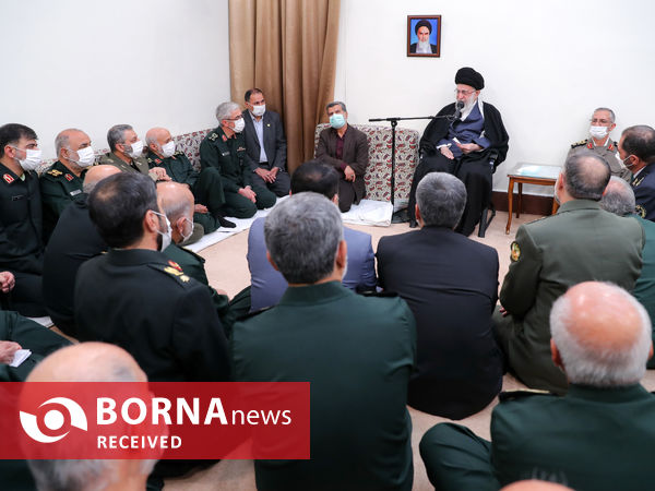 دیدار فرماندهان و مسئولان ارشد نیروهای مسلح با رهبر انقلاب