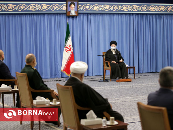 دیدار دست‌اندرکاران مراسم سالگرد شهید سلیمانی با رهبر انقلاب اسلامی