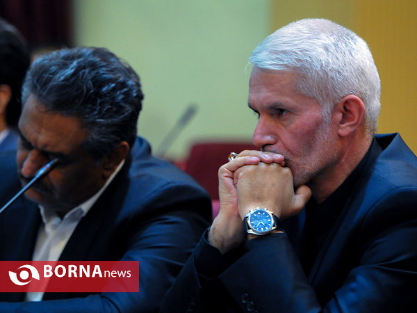 نشست  وزیر ورزش و جوانان با روسای فدراسیون‌ها