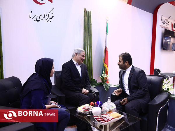 دومین روز نمایشگاه مطبوعات