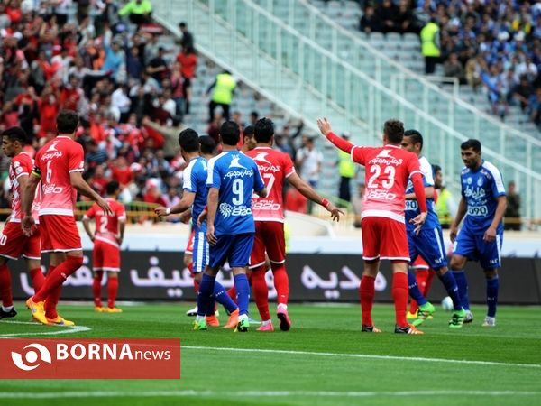 دیدار تیم های استقلال تهران - پرسپولیس تهران