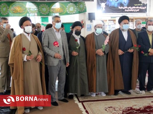 مراسم تجدید میثاق با شهدا و نواختن زنگ انقلاب در یاسوج