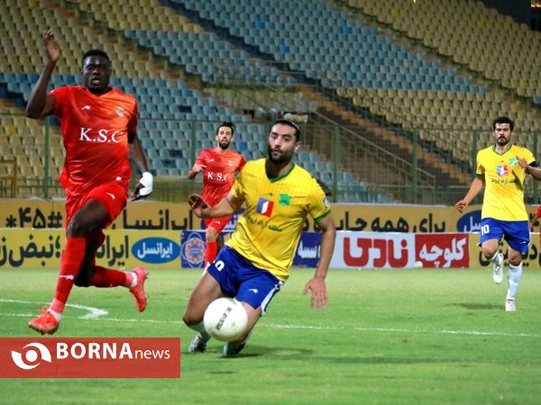 دیدار تیم های فوتبال صنعت نفت - فولاد